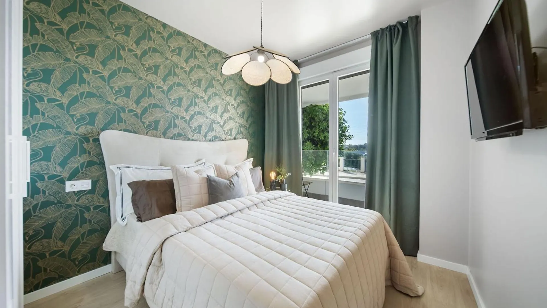 מארבלה Brand New Apartment With Gym&Rooftop Pool.